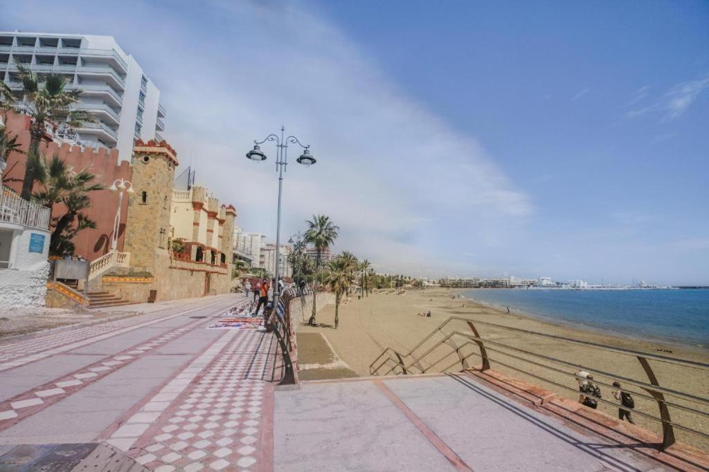 Benalmadena Beach Apartamento Con Vistas Al Mar Y Parking Privado Incluido Eksteriør billede